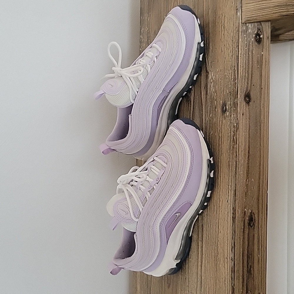 Girls Nike Air max 97 violet frost 5.5 Youth